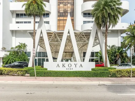 6365 Collins Ave(avail 04/05/2026) Miami Beach FL 33141