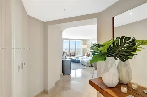 848 Brickell Key Drive Miami FL 33131
