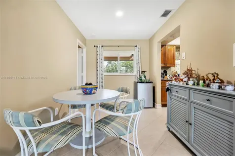 404 SW 33rd Terrace Cape Coral FL 33914