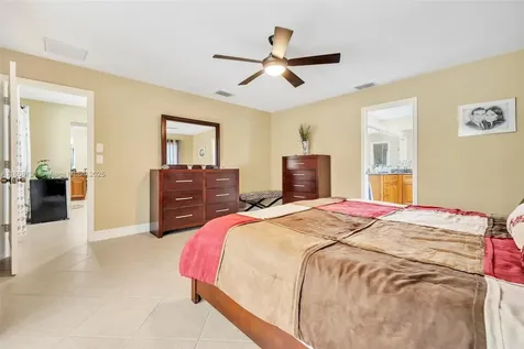 404 SW 33rd Terrace Cape Coral FL 33914