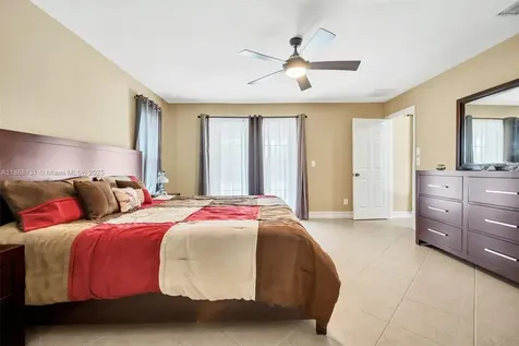 404 SW 33rd Terrace Cape Coral FL 33914