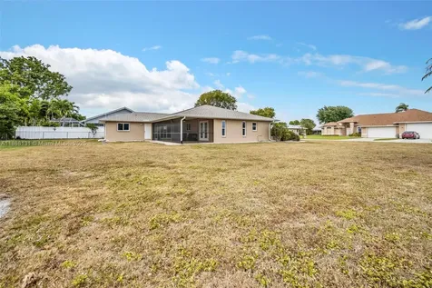 404 SW 33rd Terrace Cape Coral FL 33914