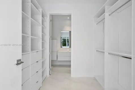 3750 Yacht Club Drive Aventura FL 33180