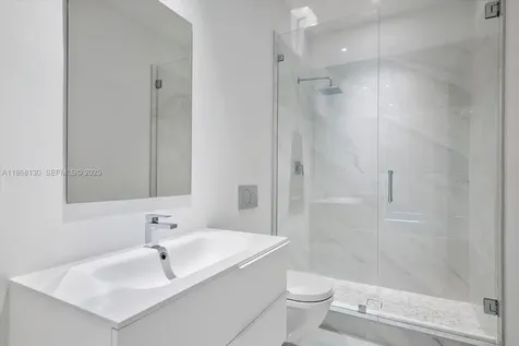 3750 Yacht Club Drive Aventura FL 33180