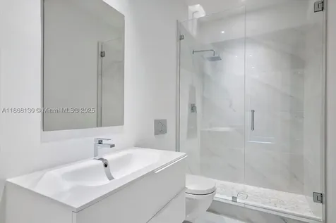 3750 Yacht Club Drive Aventura FL 33180