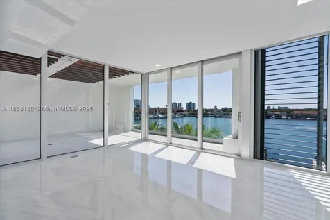 3750 Yacht Club Drive Aventura FL 33180