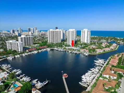 3750 Yacht Club Drive Aventura FL 33180