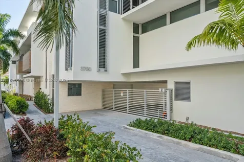 3750 Yacht Club Drive Aventura FL 33180