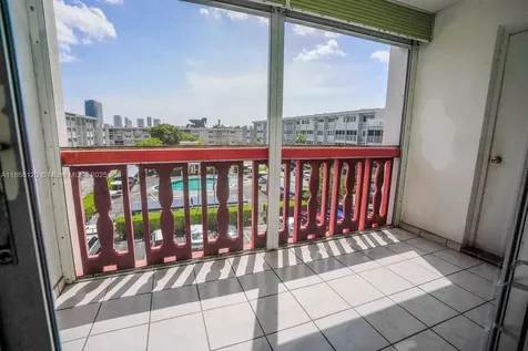 215 SE 3rd Avenue Hallandale Beach FL 33009