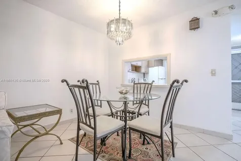 215 SE 3rd Avenue Hallandale Beach FL 33009