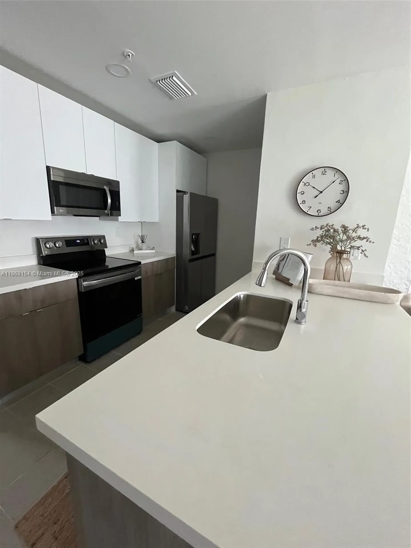 2526 Pierce Street Hollywood FL 33020