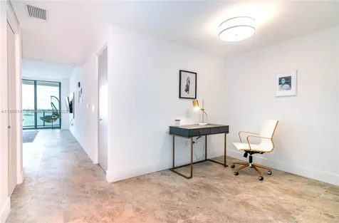 650 NE 32nd Street Miami FL 33137