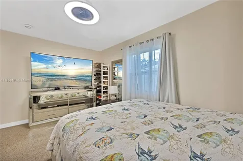 2615 Liberty Street Hollywood FL 33020