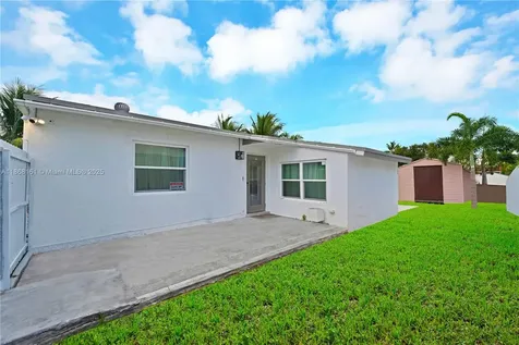 2615 Liberty Street Hollywood FL 33020