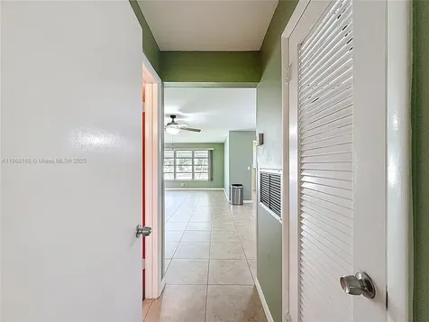 290 Main Boulevard Boynton Beach FL 33435