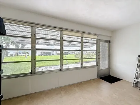 290 Main Boulevard Boynton Beach FL 33435