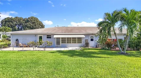 290 Main Boulevard Boynton Beach FL 33435