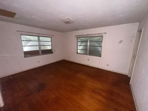 102 SW 1st Avenue Hallandale Beach FL 33009