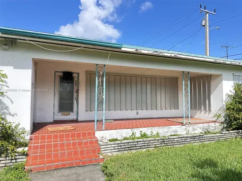 102 SW 1st Avenue Hallandale Beach FL 33009