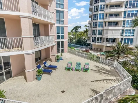 1460 S Ocean Boulevard Lauderdale By The Sea FL 33062