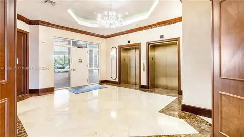 1460 S Ocean Boulevard Lauderdale By The Sea FL 33062