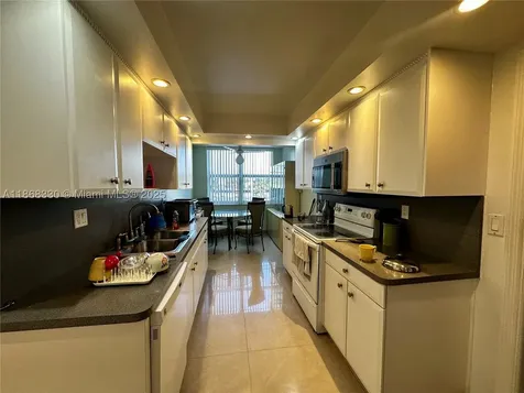 1501 S Ocean Drive Hollywood FL 33019