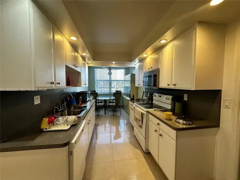 1501 S Ocean Drive Hollywood FL 33019