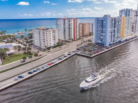 1501 S Ocean Drive Hollywood FL 33019