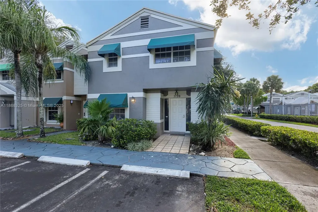 5128 SW 123rd Avenue Cooper City FL 33330