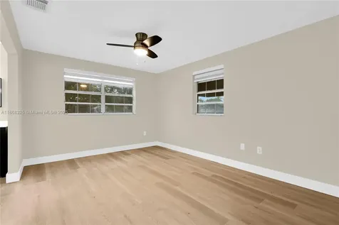 5128 SW 123rd Avenue Cooper City FL 33330