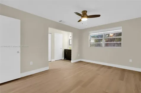 5128 SW 123rd Avenue Cooper City FL 33330