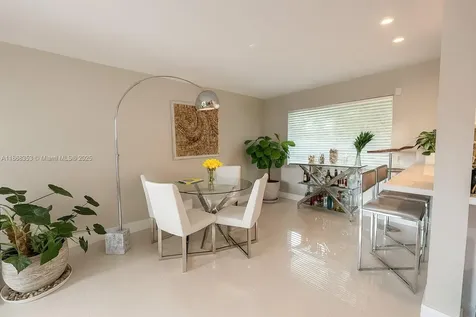 5250 SW 96th Avenue Miami FL 33165