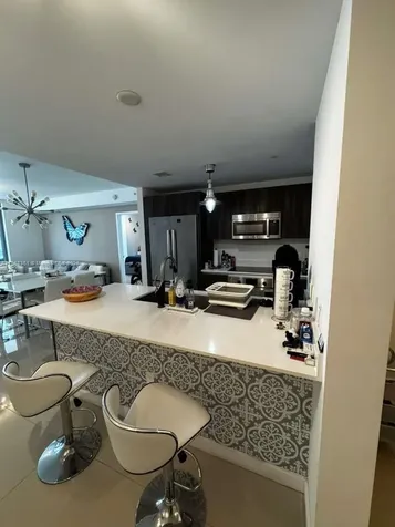 488 NE 18th Street Miami FL 33132