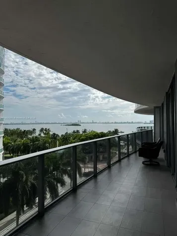 488 NE 18th Street Miami FL 33132