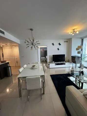488 NE 18th Street Miami FL 33132