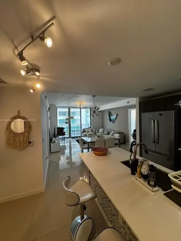 488 NE 18th Street Miami FL 33132