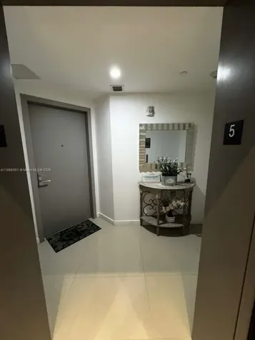 488 NE 18th Street Miami FL 33132