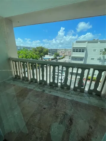 410 SE 2nd Street Hallandale Beach FL 33009