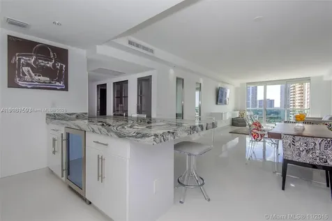 19390 Collins Avenue Sunny Isles Beach FL 33160