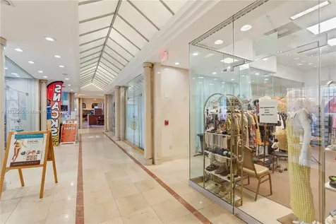 19201 Collins Avenue Sunny Isles Beach FL 33160