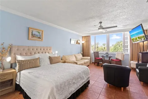 19201 Collins Avenue Sunny Isles Beach FL 33160