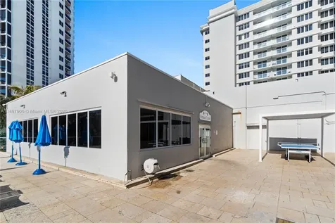 19201 Collins Avenue Sunny Isles Beach FL 33160