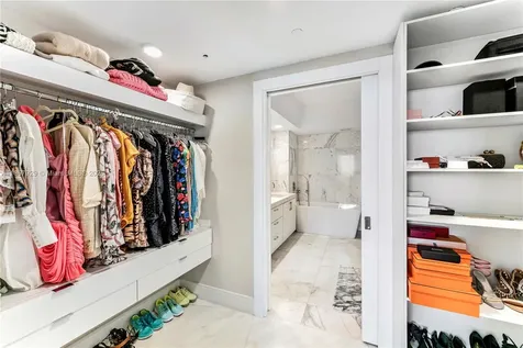 400 Alton Road Miami Beach FL 33139