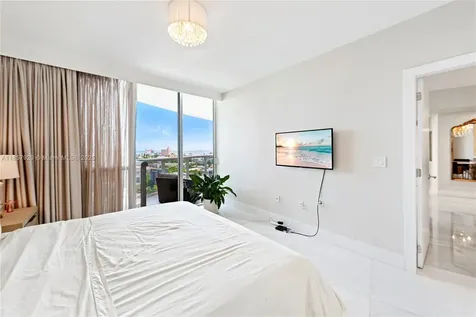 400 Alton Road Miami Beach FL 33139
