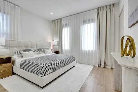 421 NW 17th Street Fort Lauderdale FL 33311