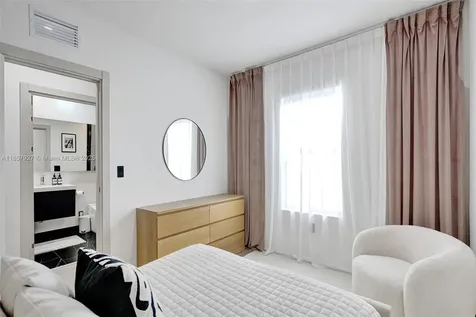 421 NW 17th Street Fort Lauderdale FL 33311