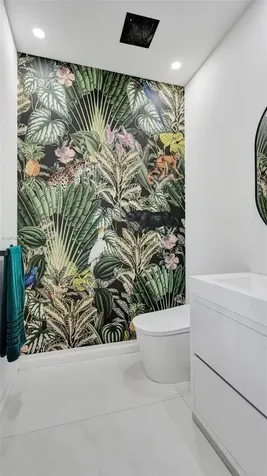 421 NW 17th Street Fort Lauderdale FL 33311