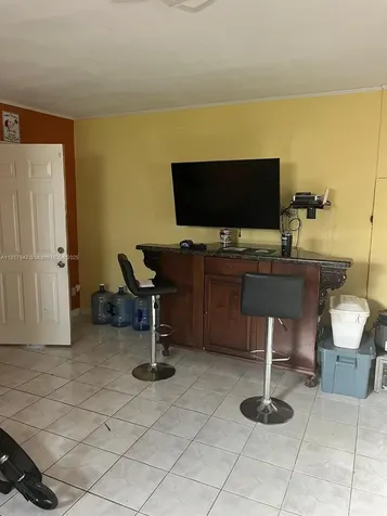 3401 NW 40th Street Lauderdale Lakes FL 33309