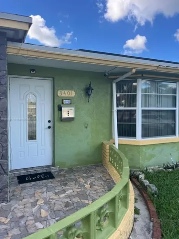 3401 NW 40th Street Lauderdale Lakes FL 33309