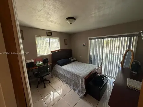 3401 NW 40th Street Lauderdale Lakes FL 33309